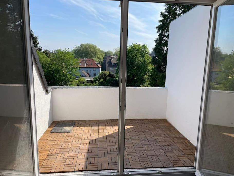 Moderne Ferienwohnung In Gelsenkirchen-Schalke Fuer 1 Bis 7 Personen Mit Terrasse, Ideal Fuer Gruppen & Stadionbesuche ภายนอก รูปภาพ